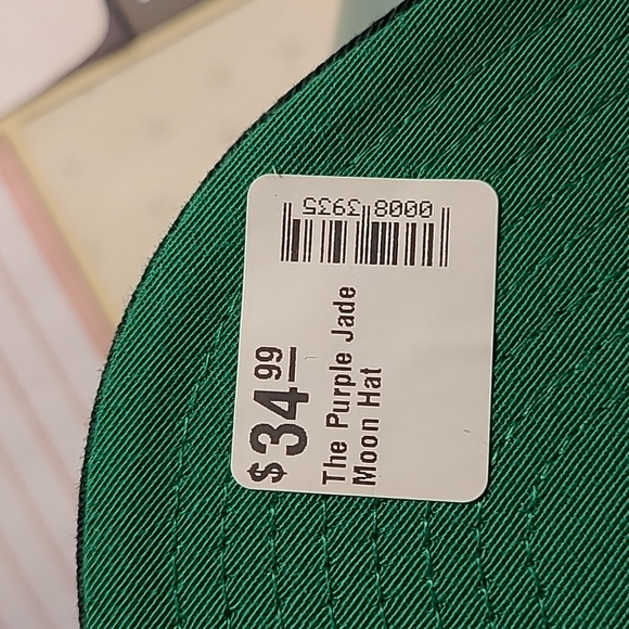 The Purple Jade Moon Snap back hat - Picture 3 of 4